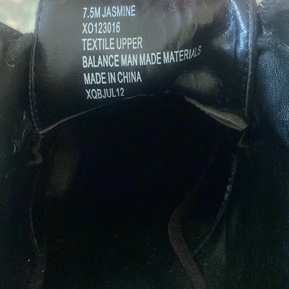 XOXO High heel shoes size 7.5 - Picture 7 of 7